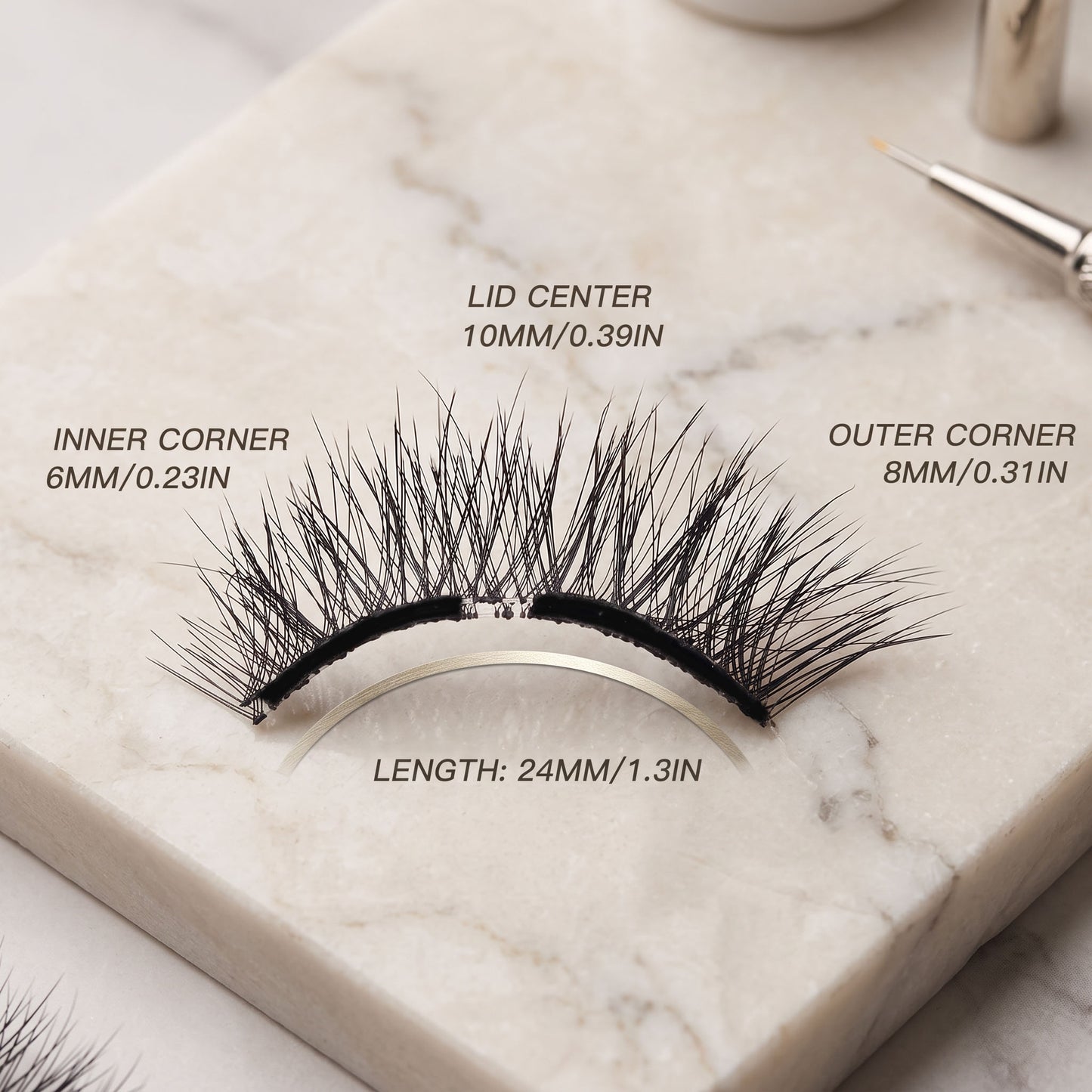 VYRA Soft Magnetic Eyelashes - No.4 Voluminous Cat-Eye
