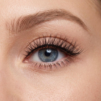 VYRA Soft Magnetic Eyelashes - No.8 Wispy Winged Cat-Eye